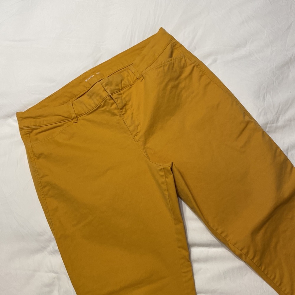 Old Navy pixie pants in honey gold